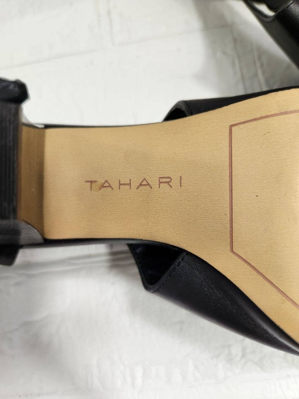 Tahari Heels Women Size 10 Black Leather Peep Toe Cut Outs Buckle Classic Work - Picture 8 of 8